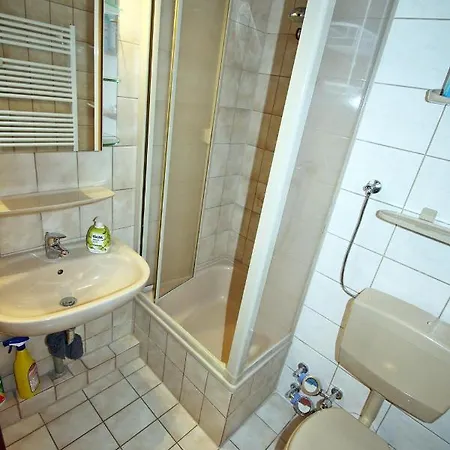 Apartment K05-003 *